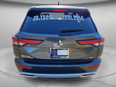 Used 2024 Mitsubishi Outlander SE image 6