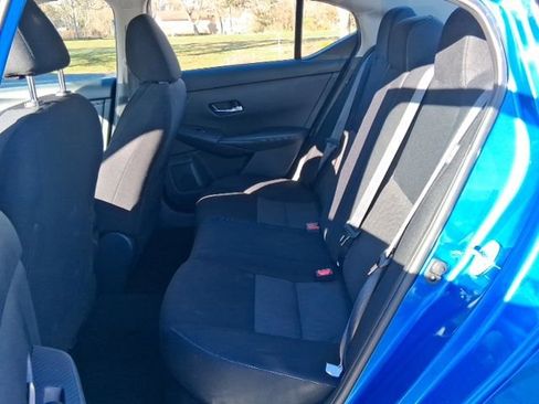 Used 2023 Nissan Sentra SV image 13