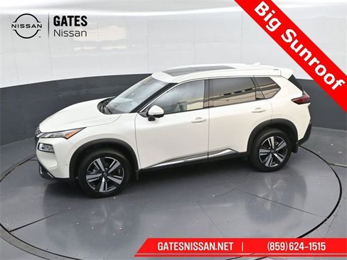 Used 2023 Nissan Rogue SL w/ SL Premium Package image 47
