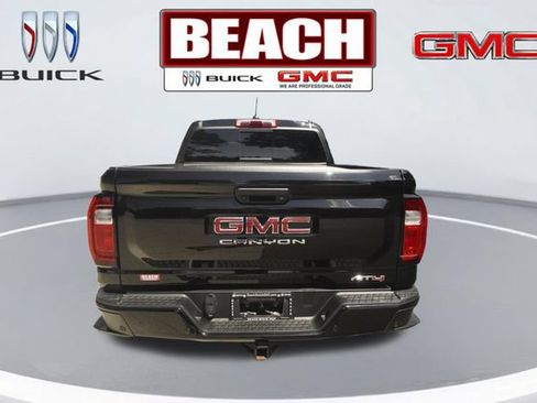 Used 2024 GMC Canyon AT4 w/ AT4 Premium Package AWD/4WD image 4
