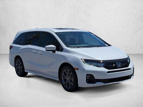 New 2026 Honda Odyssey Touring image 6