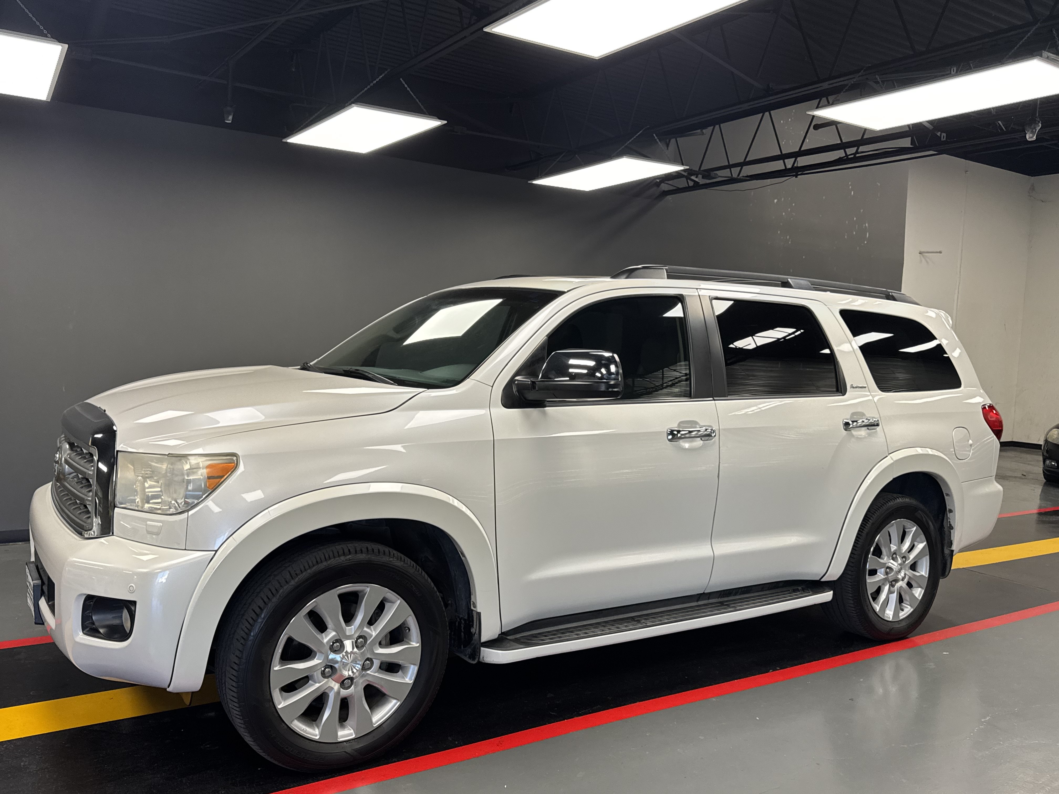Used 2013 Toyota Sequoia Platinum RWD image 2