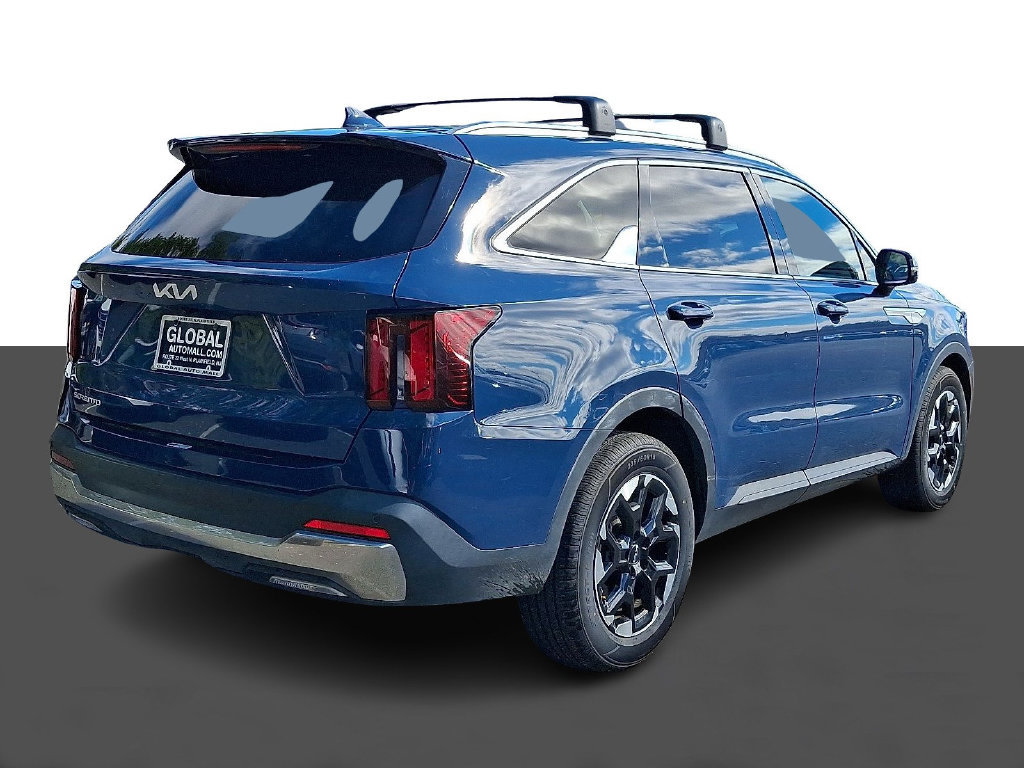 Used 2024 Kia Sorento S FWD image 7