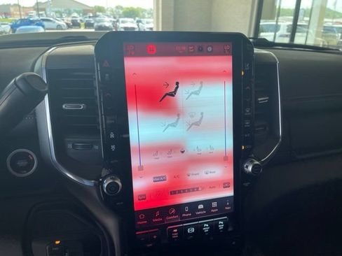 New 2026 RAM 3500 Laramie AWD/4WD image 22