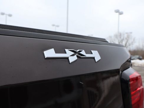 Used 2019 GMC Sierra 1500 SLT w/ SLT Premium Plus Package image 14