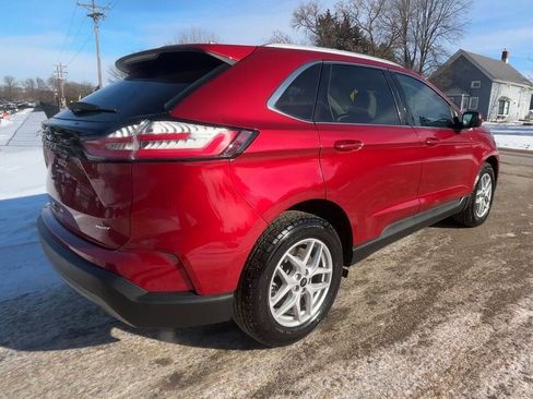 Used 2024 Ford Edge SEL w/ Convenience Package image 5