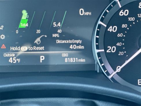 Used 2020 Toyota Highlander XLE image 13