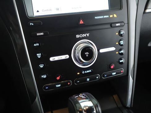 Used 2019 Ford Explorer Sport AWD/4WD image 15