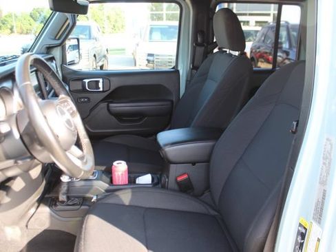 Used 2023 Jeep Wrangler Unlimited Sport AWD/4WD image 11