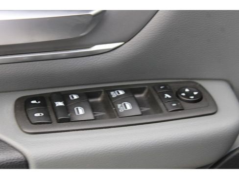 Used 2021 RAM 1500 Big Horn image 16