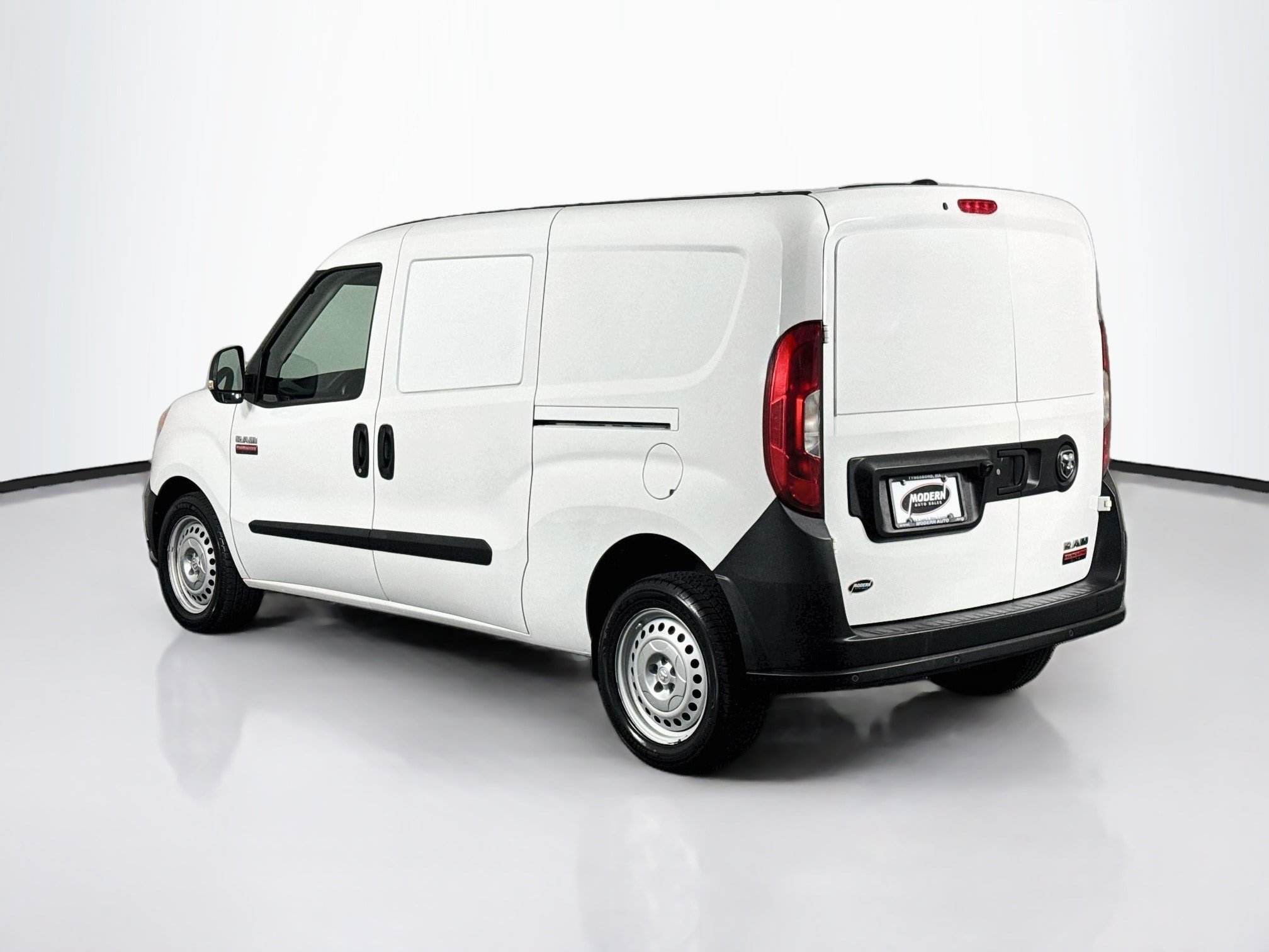 Used 2019 RAM ProMaster City Tradesman FWD image 13