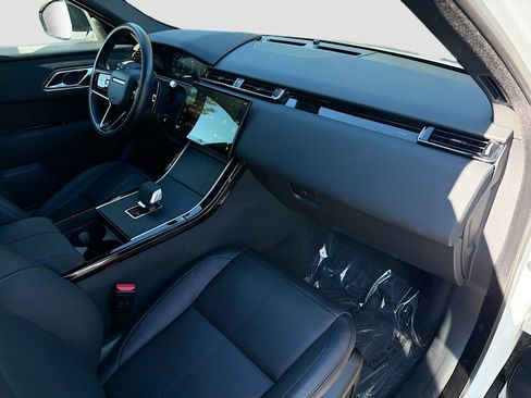 Used 2025 Land Rover Range Rover Velar Dynamic SE image 14