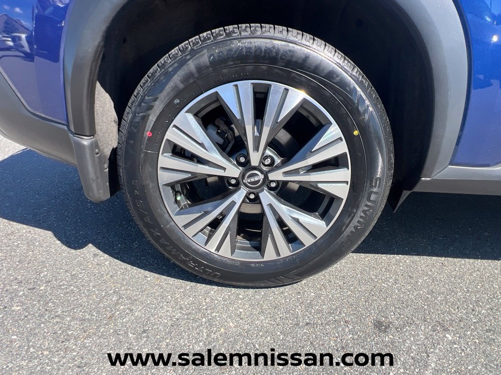 Used 2023 Nissan Rogue SV w/ SV Premium B Package AWD/4WD image 28