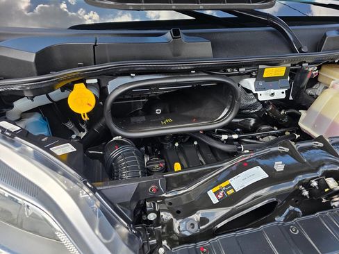 Used 2024 RAM ProMaster 3500 w/ Convenience Group image 21