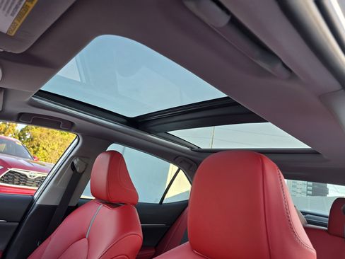 Used 2024 Toyota Camry XSE w/ Navigation Package image 14