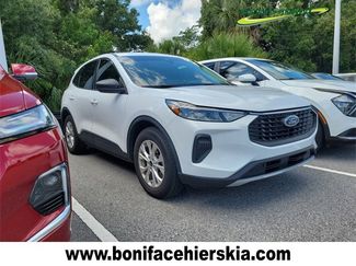 Used 2024 Ford Escape Active image 1