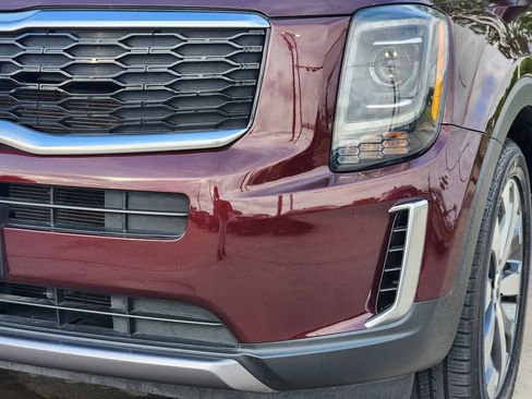 Used 2022 Kia Telluride S FWD image 9