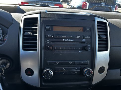 Used 2012 Nissan Xterra PRO-4X w/ Pro-4x Leather Pkg image 15