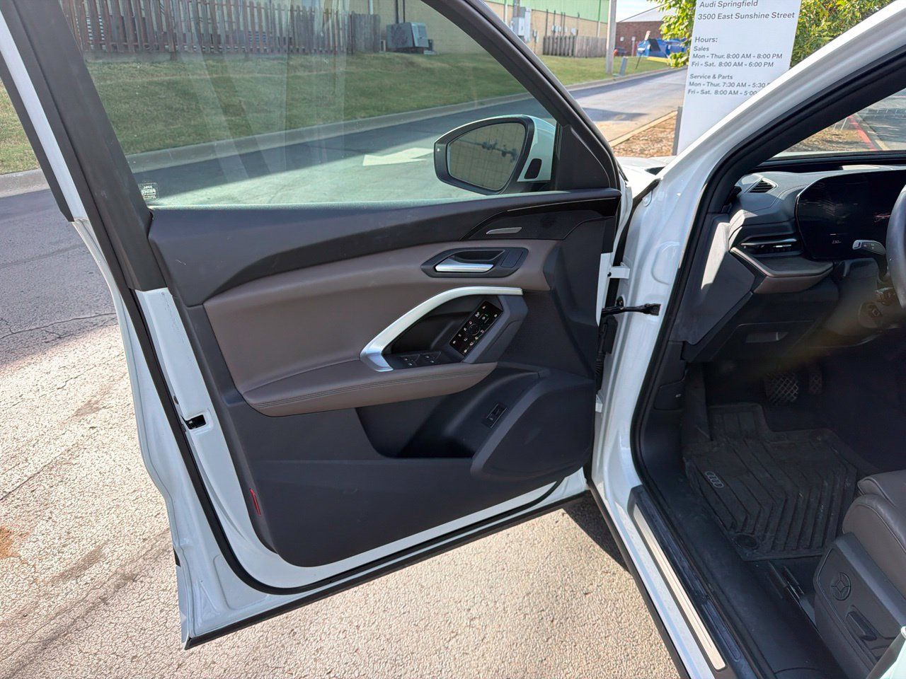 Used 2025 Audi Q5 Premium Plus AWD/4WD image 9