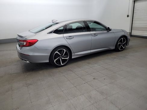Used 2018 Honda Accord Sport image 10