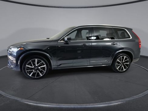 Used 2022 Volvo XC90 T6 Momentum w/ Protection Package Premier AWD/4WD image 5