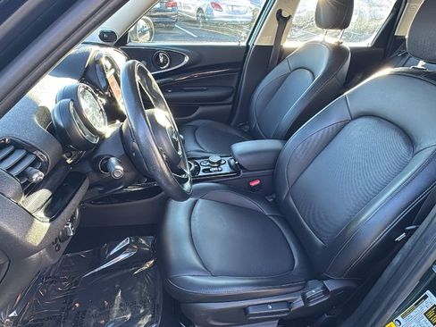 Used 2017 MINI Cooper Clubman ALL4 image 11