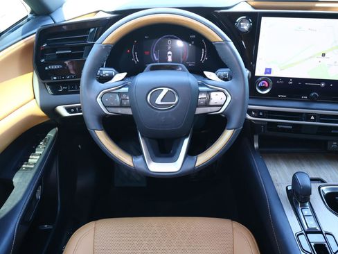 Used 2024 Lexus RX 350 Premium Plus w/ Convenience Package FWD image 8