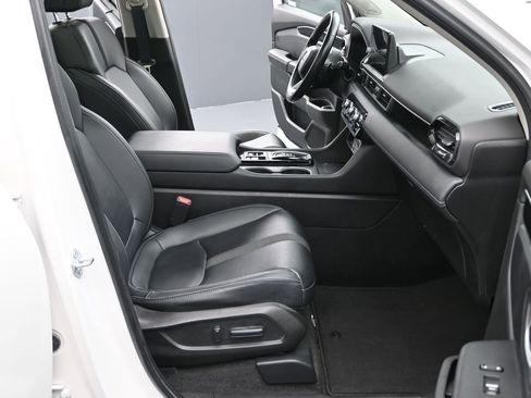 Certified 2023 Honda Pilot Touring image 30