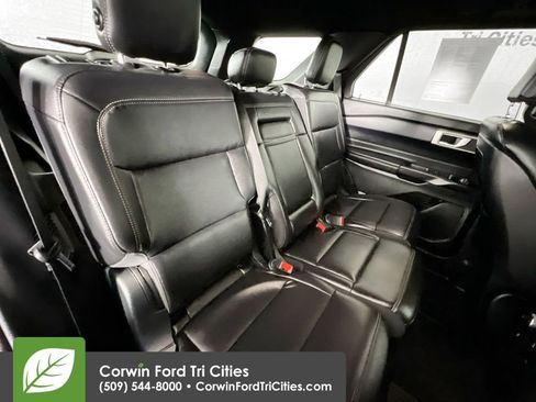 Used 2020 Ford Explorer XLT w/ Equipment Group 202A image 16