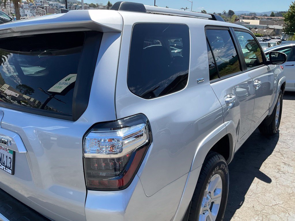 Used 2021 Toyota 4Runner SR5 RWD image 91