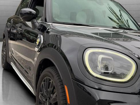 Used 2023 MINI Cooper Countryman SE w/ Storage Package image 24