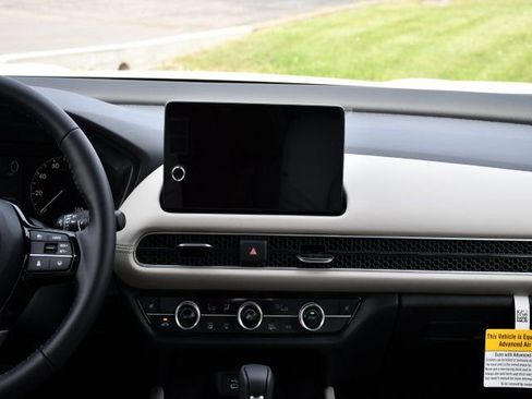 New 2026 Honda HR-V EX-L image 24