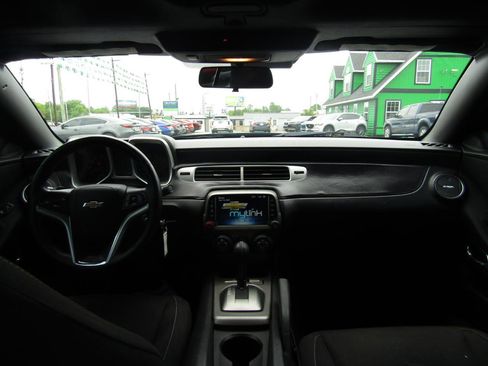 Used 2014 Chevrolet Camaro LT RWD image 13