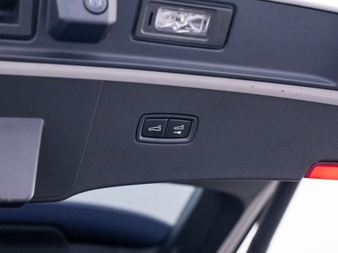 Certified 2022 Porsche Cayenne Turbo GT AWD/4WD image 32