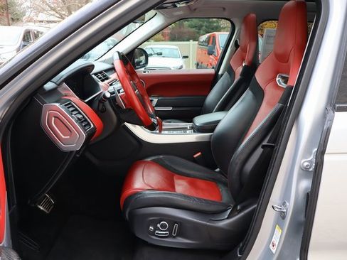 Used 2019 Land Rover Range Rover Sport SVR image 23