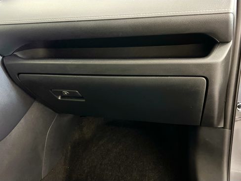 Used 2024 Toyota RAV4 LE FWD image 32