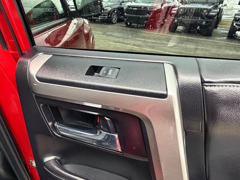 Used 2016 Toyota 4Runner 4WD image 54