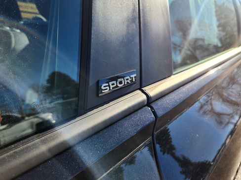 Used 2023 Volkswagen Jetta Sport image 21