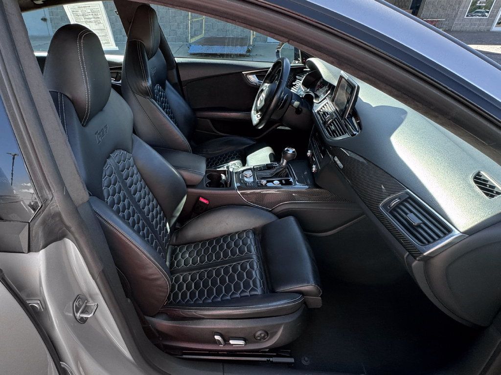 Used 2017 Audi RS 7 Prestige w/ Carbon-Optic Package AWD/4WD image 36