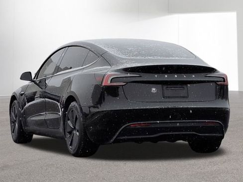 Used 2025 Tesla Model 3 Long Range image 8