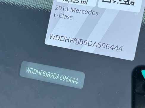 Used 2013 Mercedes-Benz E 350 4MATIC Sedan image 23