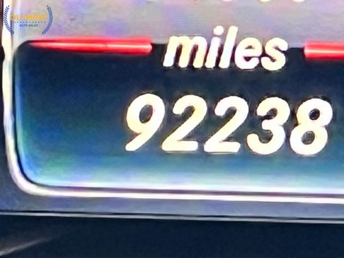 Used 2017 Mercedes-Benz GLE 350 w/ Premium 1 Package image 27