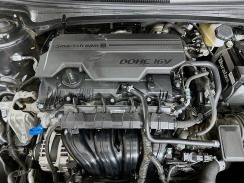 Used 2025 Kia K4 LXS image 33