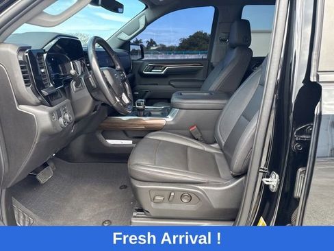 Used 2022 Chevrolet Silverado 1500 RST w/ Convenience Package II image 2