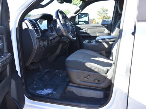 Used 2024 RAM 2500 Big Horn image 12