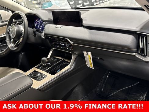 Used 2025 MAZDA CX-90 Plug-In Hybrid w/ Preferred image 17