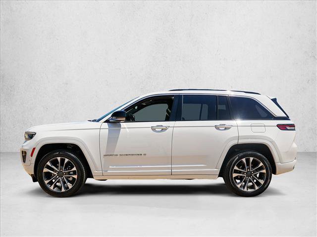 Used 2023 Jeep Grand Cherokee Overland AWD/4WD image 8