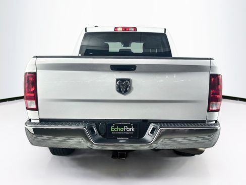 Used 2019 RAM 1500 Tradesman w/ Chrome Appearance Group RWD image 7