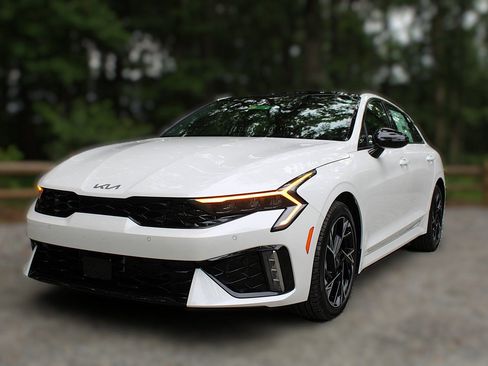 New 2026 Kia K5 GT-Line image 3