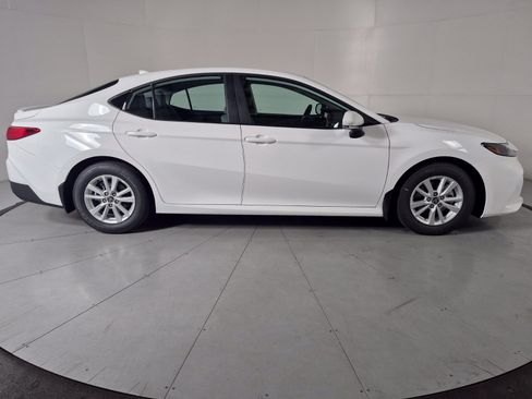New 2026 Toyota Camry LE FWD image 5